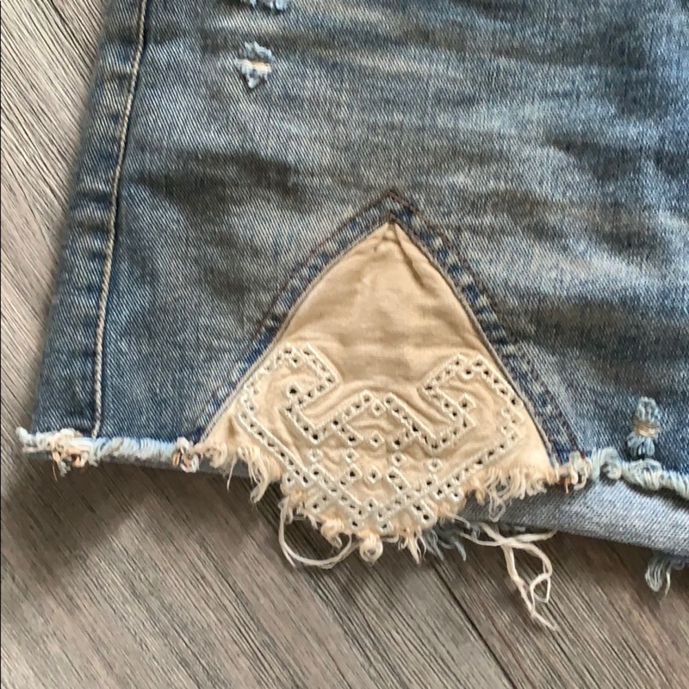FREE PEOPLE distressed jean skirt - Picture 3 of 5